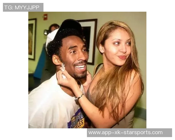 科比大女儿闪耀奢华时尚秀场引领潮流风尚成为各大品牌宠儿 科比大女儿闪耀奢华时尚秀场引领潮流风尚成为各大品牌宠儿