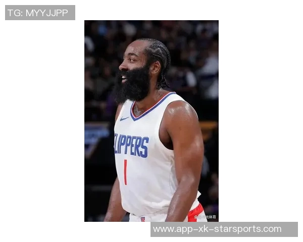 快船半场小幅领先广州小卡三分火力全开哈登助攻频频奥拉迪波表现抢眼 快船半场小幅领先广州小卡三分火力全开哈登助攻频频奥拉迪波表现抢眼