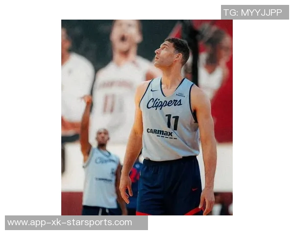 比尔期待快船新篇章渴望直接融入训练营全力争胜 比尔期待快船新篇章渴望直接融入训练营全力争胜