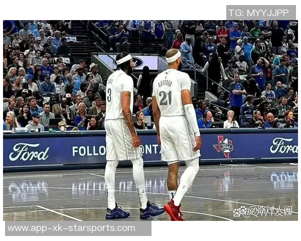 浓眉复出状态渐入佳境16分钟内贡献7分7板与2次封盖 浓眉复出状态渐入佳境16分钟内贡献7分7板与2次封盖